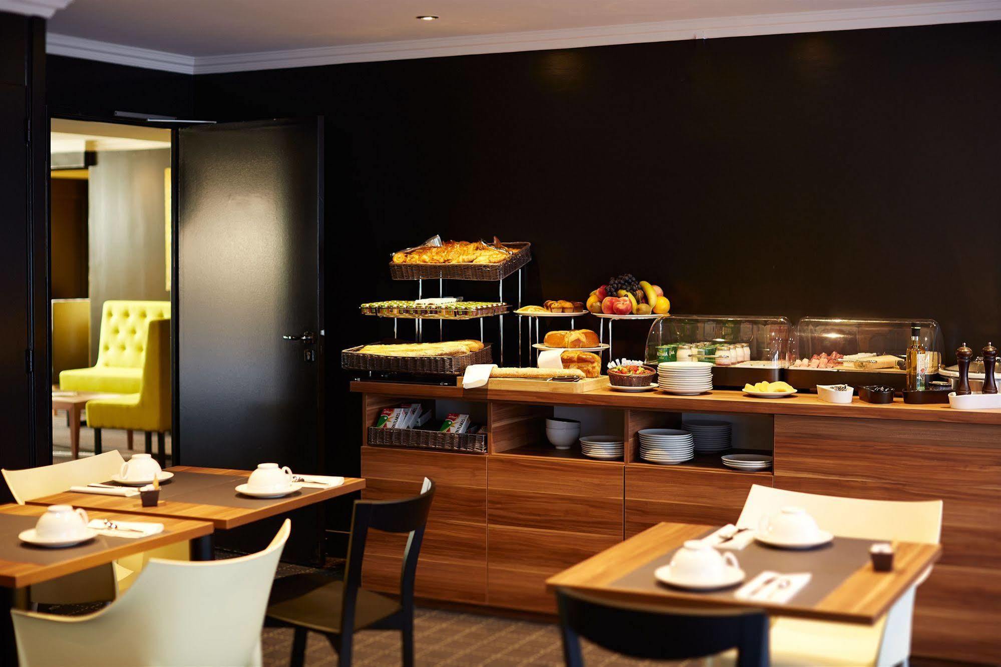 Hotel Western Atrium Valence 4*